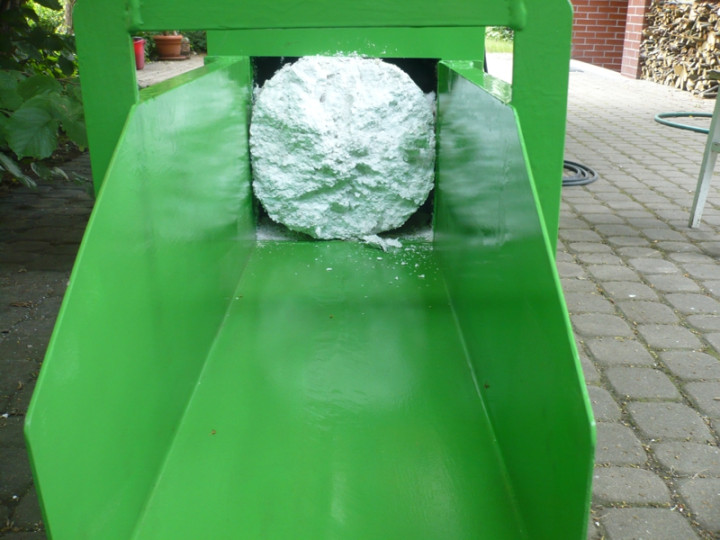 Kompaktor EPS do prasowania odpadów styropianowych w bloki - urządzenie do recyklingu pianki